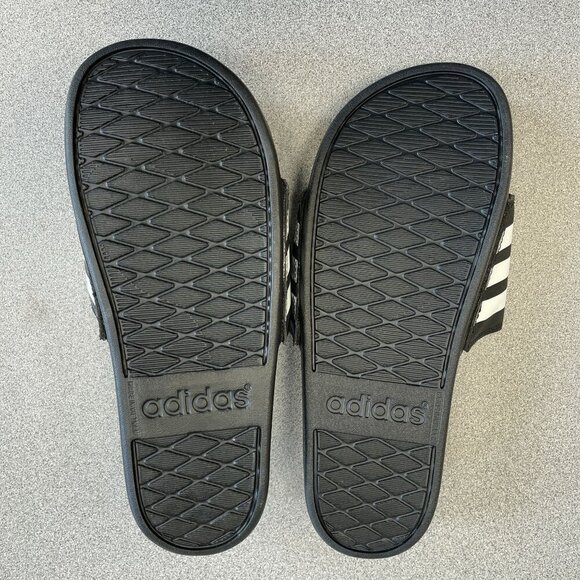 NWOT Adidas Women's Size 6 Adilette Comfort Slides Black/White - Picture 3 of 5